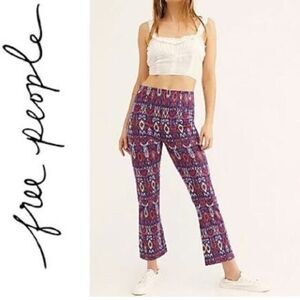 Free People Ikat Tribal Printed Pull On Knit Cropped Flare Pants Size 6